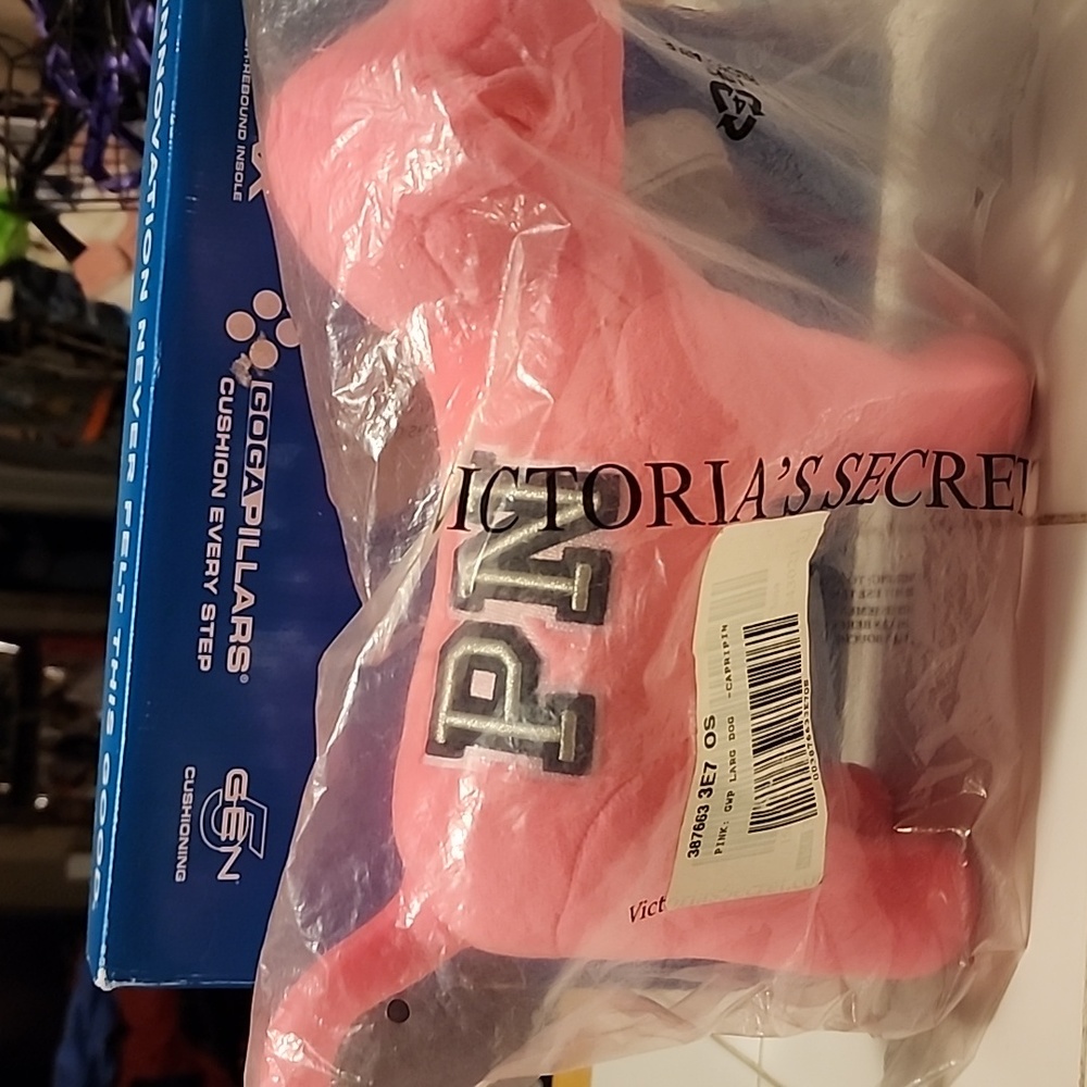 VICTORIA SECRET PINK DOG MEDIUM SIZE